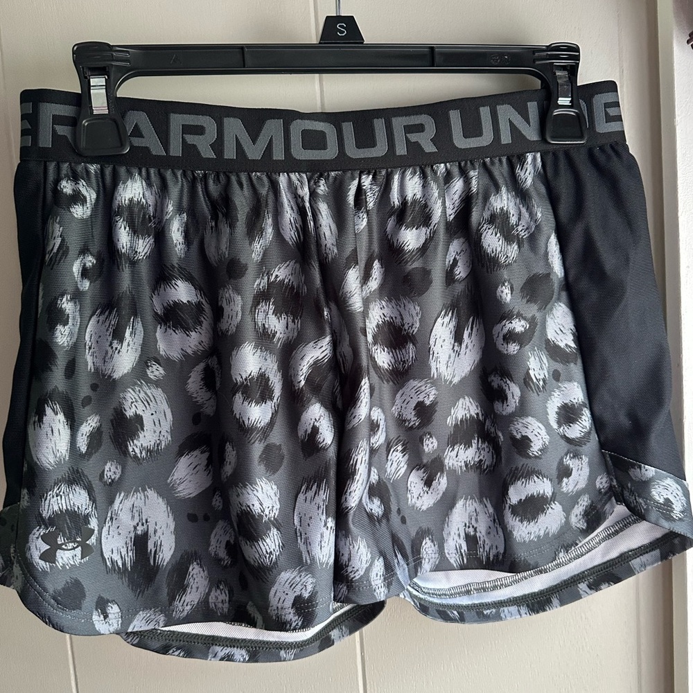 NWT Under Armour shorts